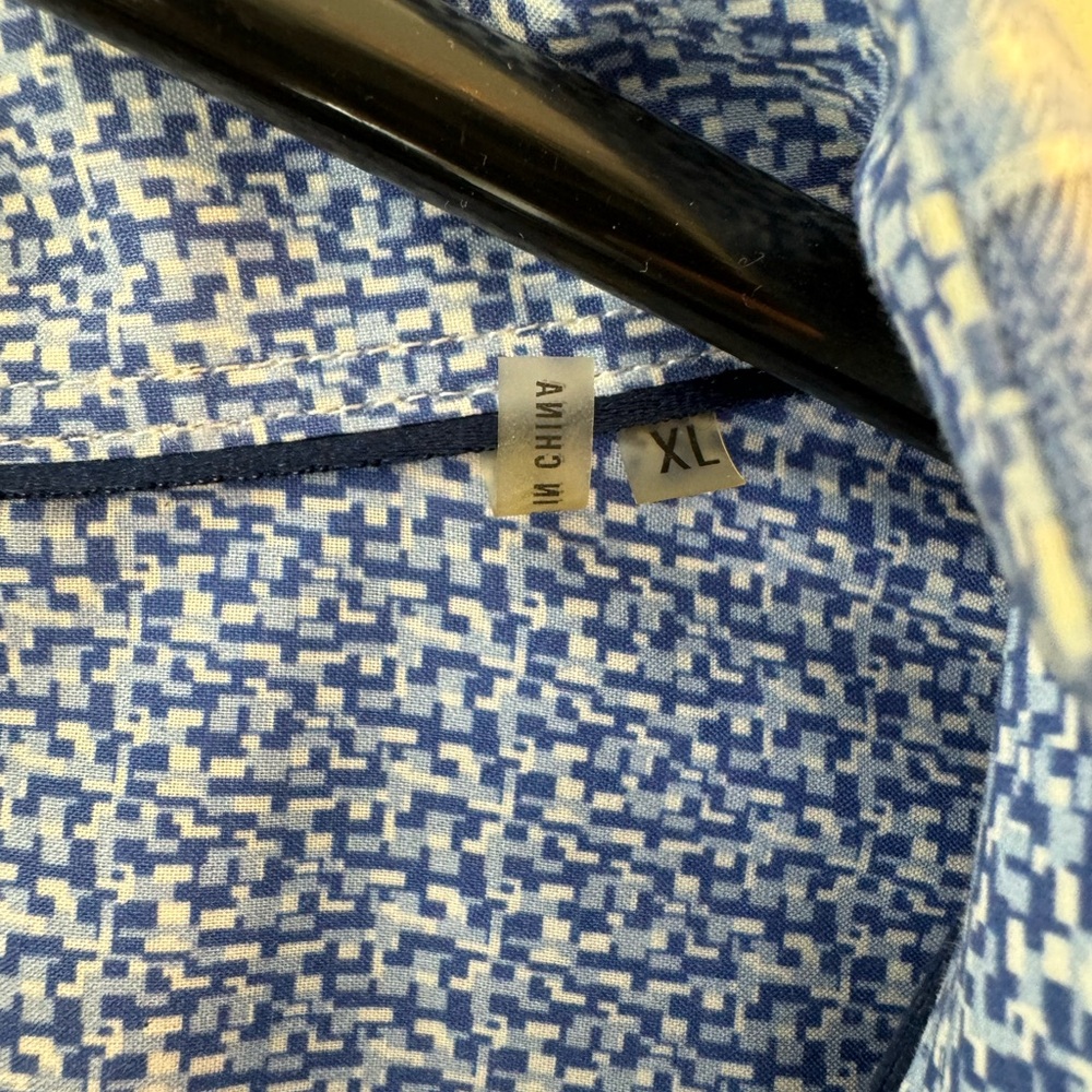 Men’s Bugatchi Button Down - image 3